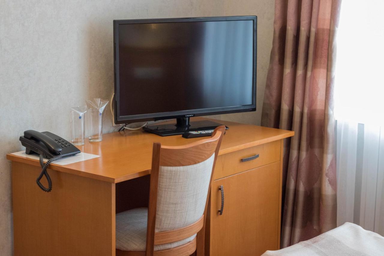 Hotel Uzunski Smolyan Bagian luar foto