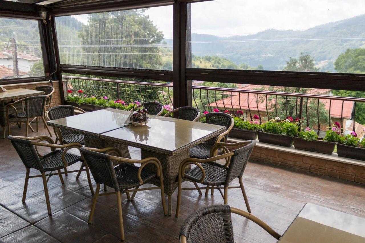 Hotel Uzunski Smolyan Bagian luar foto