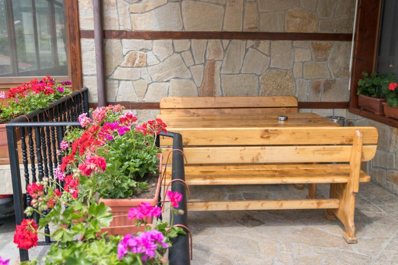 Hotel Uzunski Smolyan Bagian luar foto